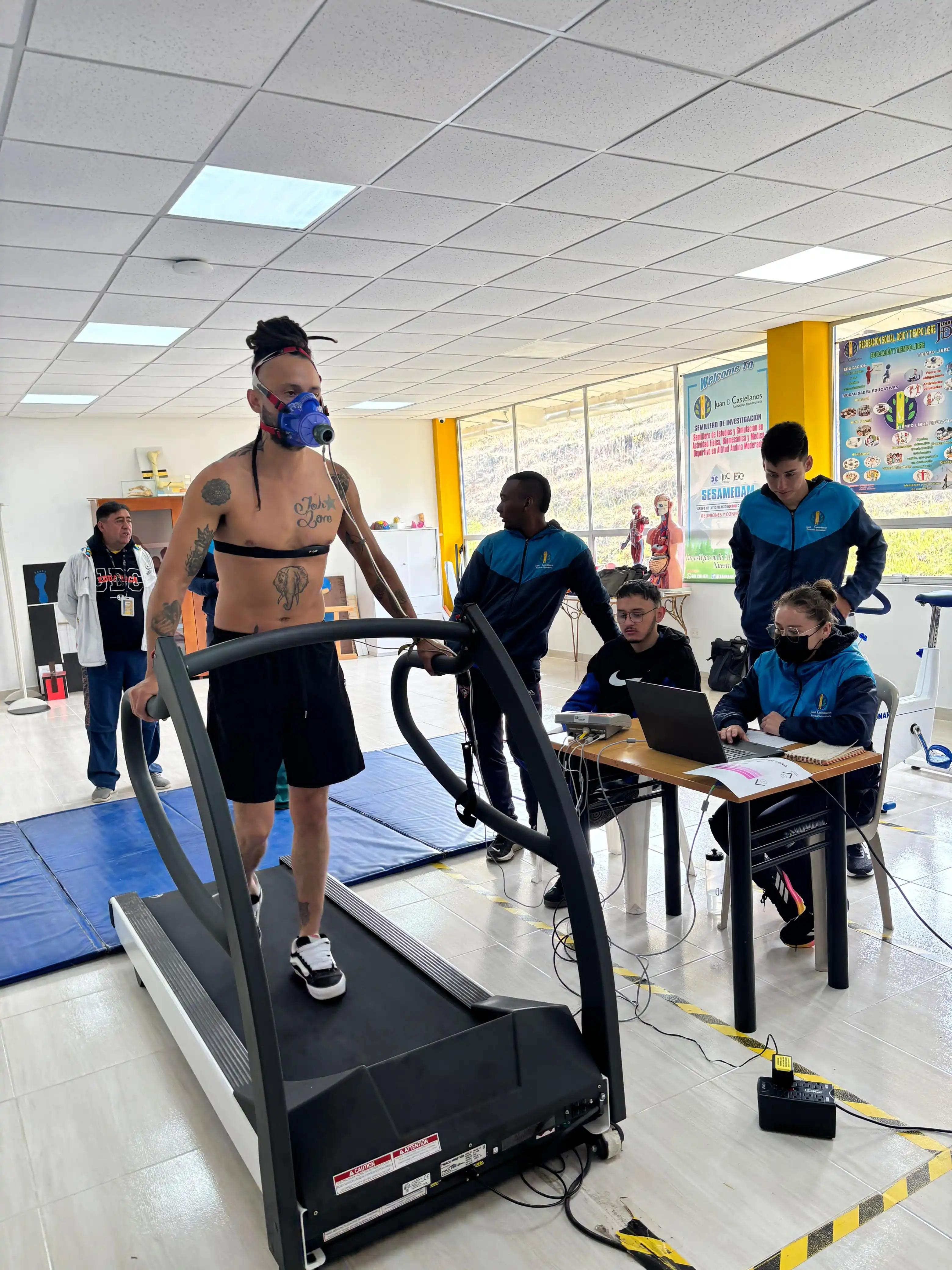 Estudiantes participaron en taller de composición corporal y determinación de aptitud física